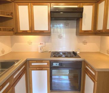 1 bedroom flat to rent - Photo 6