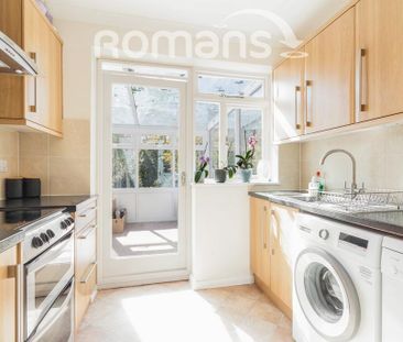 3 bedroom terraced house to rent - Photo 4