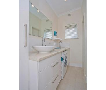 Stunning Ocean-View Apartment For Lease - Photo 5