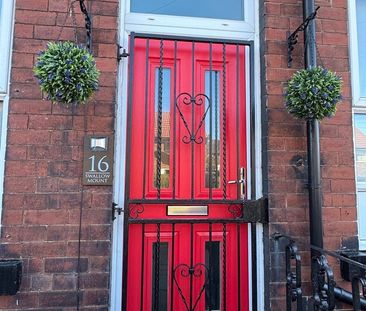2 Bed Terraced House, Swallow Mount, LS12 - Photo 3