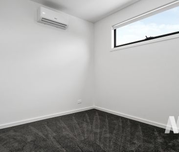 702 Grand Boulevard, Mickleham VIC 3064 - Townhouse For Rent | Domain - Photo 5