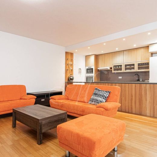 METROPOLITAN │Štýlový 3i byt v centre mesta na prenájom - Photo 1