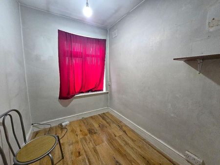 3 Bed Semi-detached house For Rent - Photo 2