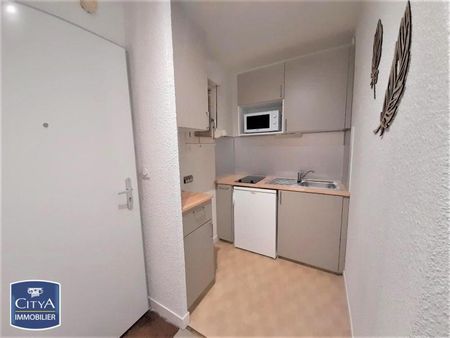 Location Appartement 1 pièce 24m² CLERMONT FERRAND 63000 - Photo 4