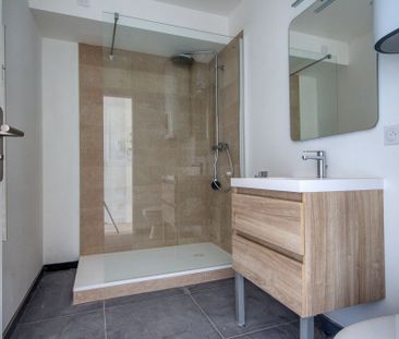 Appartement T2 entièrement refait à neuf – rez-de-chaussée – cour p... - Photo 3