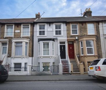 1 bedroom terraced house to rent - Photo 2