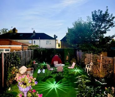 Room in a Shared House, Billet Road, E17 - Photo 1