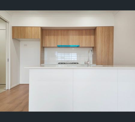 16 Nolita Walk, Point Cook, Vic 3030 - Photo 5