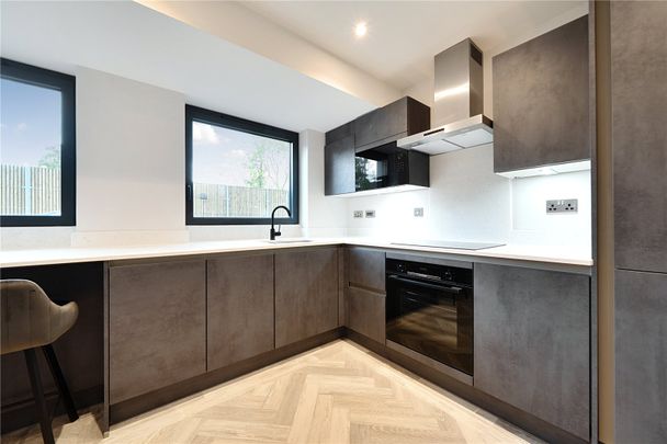 Cockfosters Road, EN4, Barnet - Photo 1