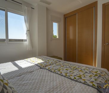 Apartamento de alquiler en Sierra de Los Villares, 91, Gea y Truyols - Photo 2