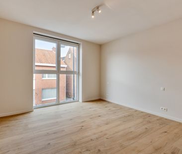 Instapklare nieuwbouwwoning te huur in het centrum van Beveren - Photo 2