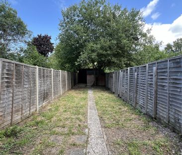 3 bedroom terraced house to rent - Photo 6