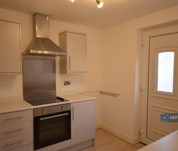 3 bedroom terraced house to rent - Photo 6