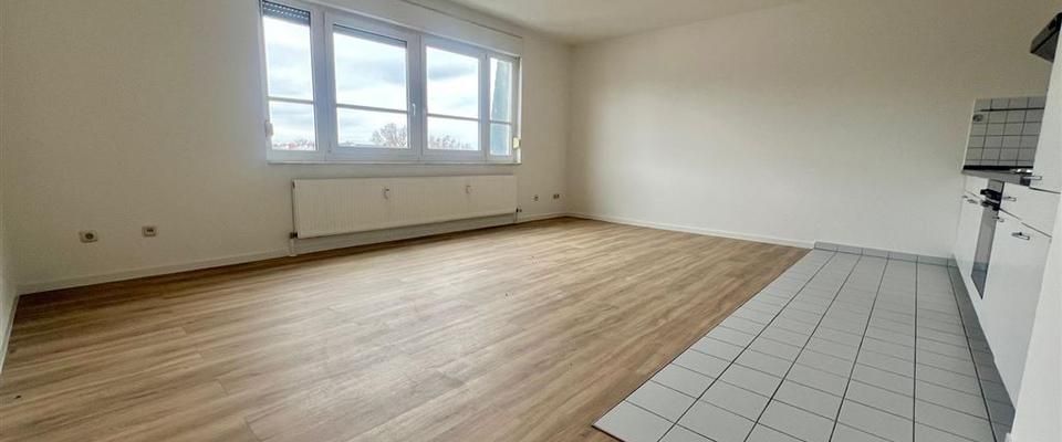 2 MONATE KALTMIETFREI GESCHENKT ** Whg. mit EBK & Tageslichtbad - Foto 1