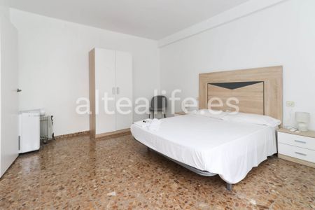 Apartamento de alquiler en Avenida de la Nucía, Altea ciudad - Photo 3