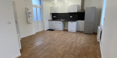 MAISON D'HABITATION - Photo 2