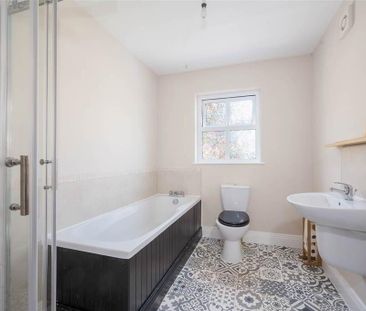 2 Meadow View, Drumbeg Road, Lisburn, BT27 5WD - Photo 6