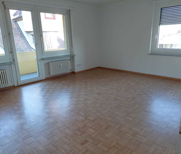 Ihr neues Zuhause: charmante 4-Zimmer-Wohnung in Binningen - Foto 1