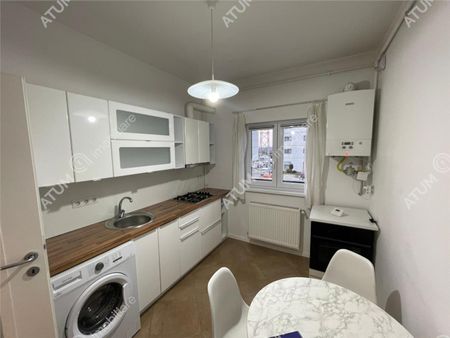 De inchiriat apartament cu 2 camere decomandate balcon si loc parcare in zona Tiglari Deventer din Sibiu - Photo 2