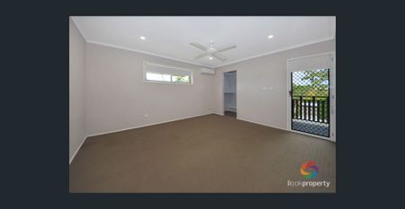 Beautifully presented family home - Photo 2