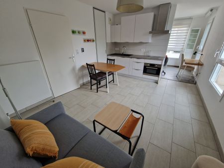 Location Appartement 2 pièces 36m² AMIENS 80000 - Photo 3