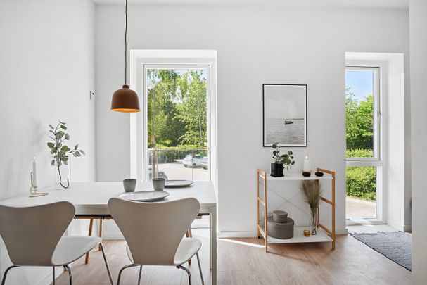 Attraktiv 1,5-værelses lejlighed, med sydvestvendt altan - Photo 1