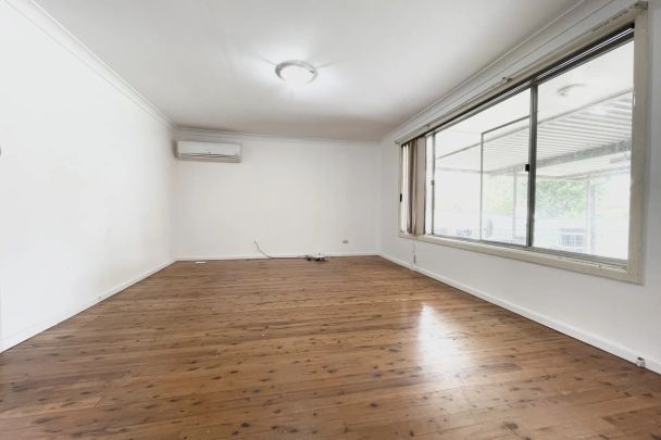 9 Lytton Street, - Photo 1