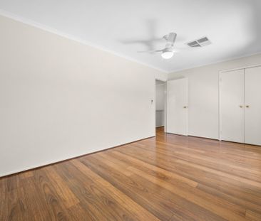 40 Allerton Way, BOORAGOON WA 6154 - Photo 1