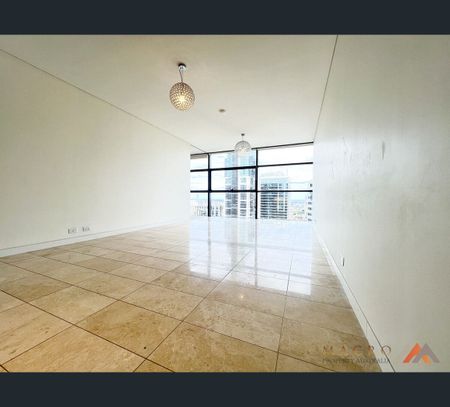5206/101 Bathurst Street, Sydney, NSW 2000 - Photo 2