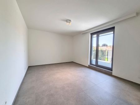 Appartement - à louer - Photo 3