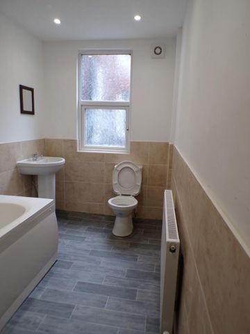 7 bedroom house to rent - Photo 4