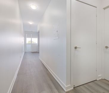 For Lease - 501 St Clair Avenue Unit# 219, Toronto, Ontario - Photo 3