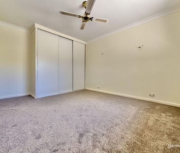 Freshly Updated Family Home with Large Backyard... - Photo 3