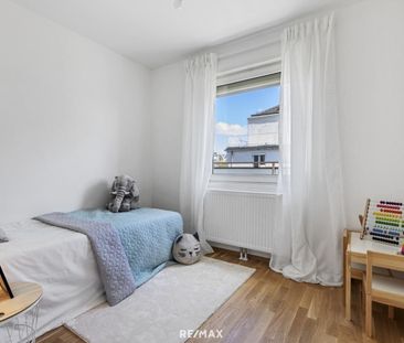 Traumhafte DG-Wohnung mit Terrassen. Ruhelage. 3 o. 4 Zimmer. Alles... - Foto 3