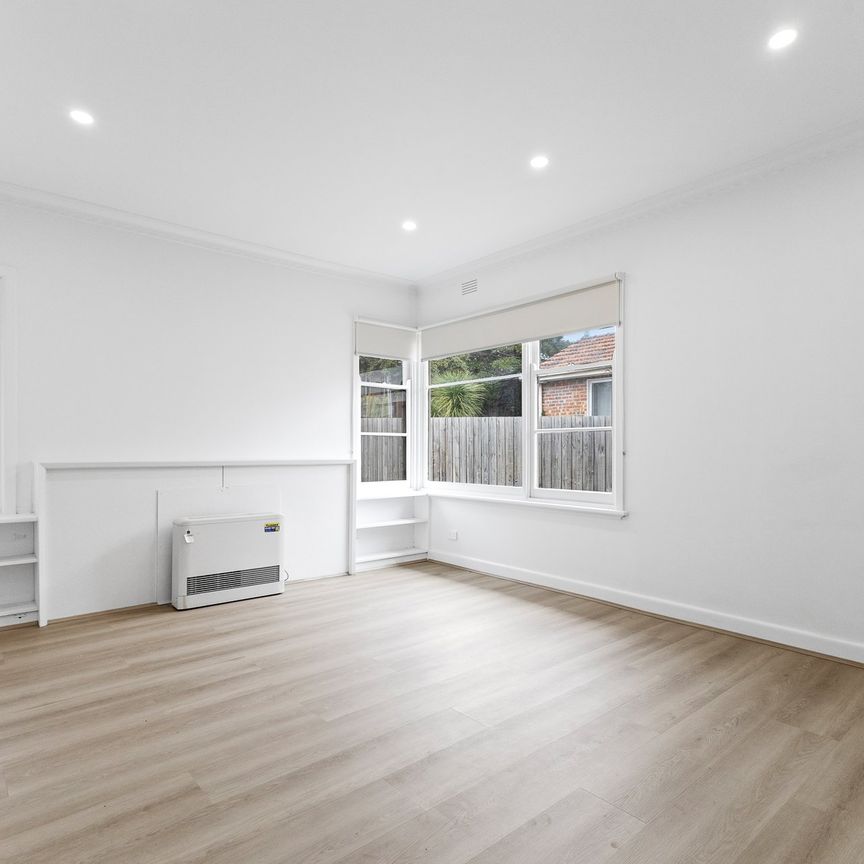 39 Panoramic Grove, Glen Waverley - Photo 1