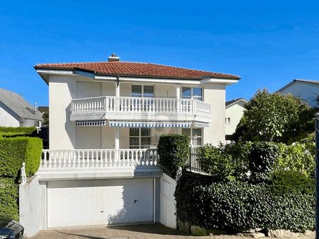 SUNNY LARGE GARDEN - Photo 3