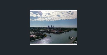 2 Bedrooms + Study Water View Apartment - Photo 5