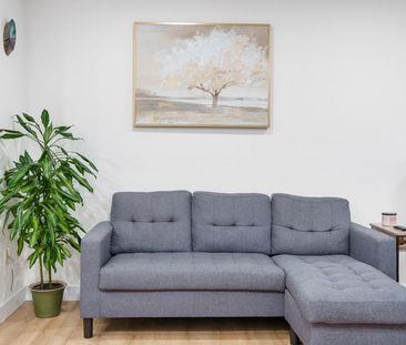 East 2nd Avenue - Photo 6