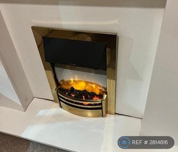 2 bedroom terraced house to rent - Photo 6