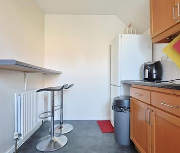 2 bedroom Flat to rent in Shortridge Terrace, Jesmond, Newcastle Up... - Photo 6