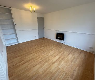 Bittern Close, Gosport - Photo 2