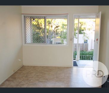 4/52 Somerset Street, Windsor, Qld 4030 - Photo 2