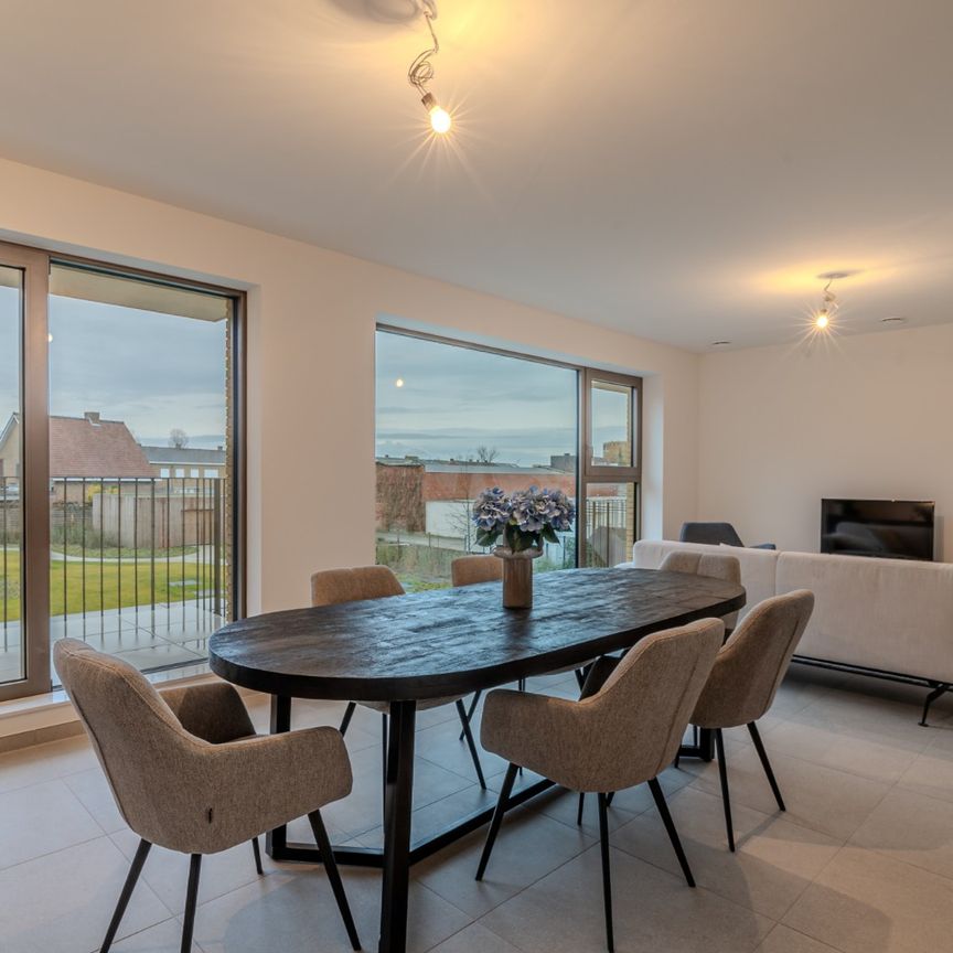 Instapklaar nieuwbouwappartement nabij het centrum van Veurne - Photo 1