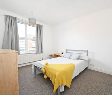 4 bedroom house share to rent - Photo 1