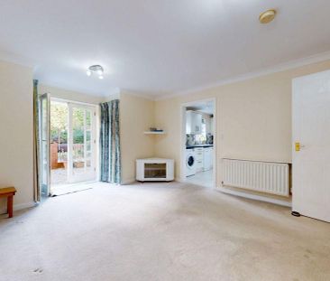 Stainthorpe Court, Battle Hill, Hexham NE46 - Photo 1