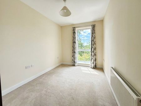 Gresham Park Road, Old Woking, Woking, Surrey, GU22 9DS - Photo 4