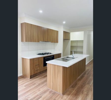 25 whitegum Street Harkness Victoria, Harkness, Vic 3337 - Photo 2
