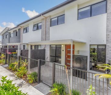 Four Bedroom Townhouse in sort after Mango Hill complex - Photo 5