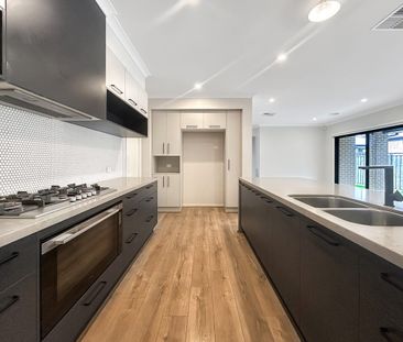 Modern home in Anchoridge Estate - Photo 6