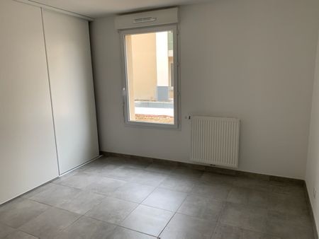 APPARTEMENT T2 45M - Photo 2
